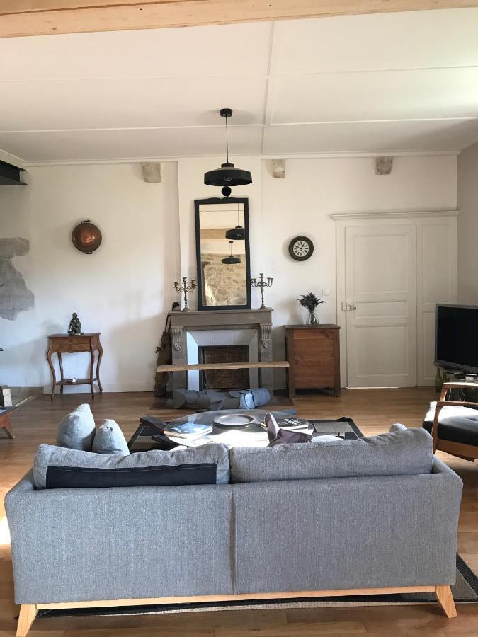 Golf Val De Sorne Vernantois Maison Vigneronne المظهر الخارجي الصورة
